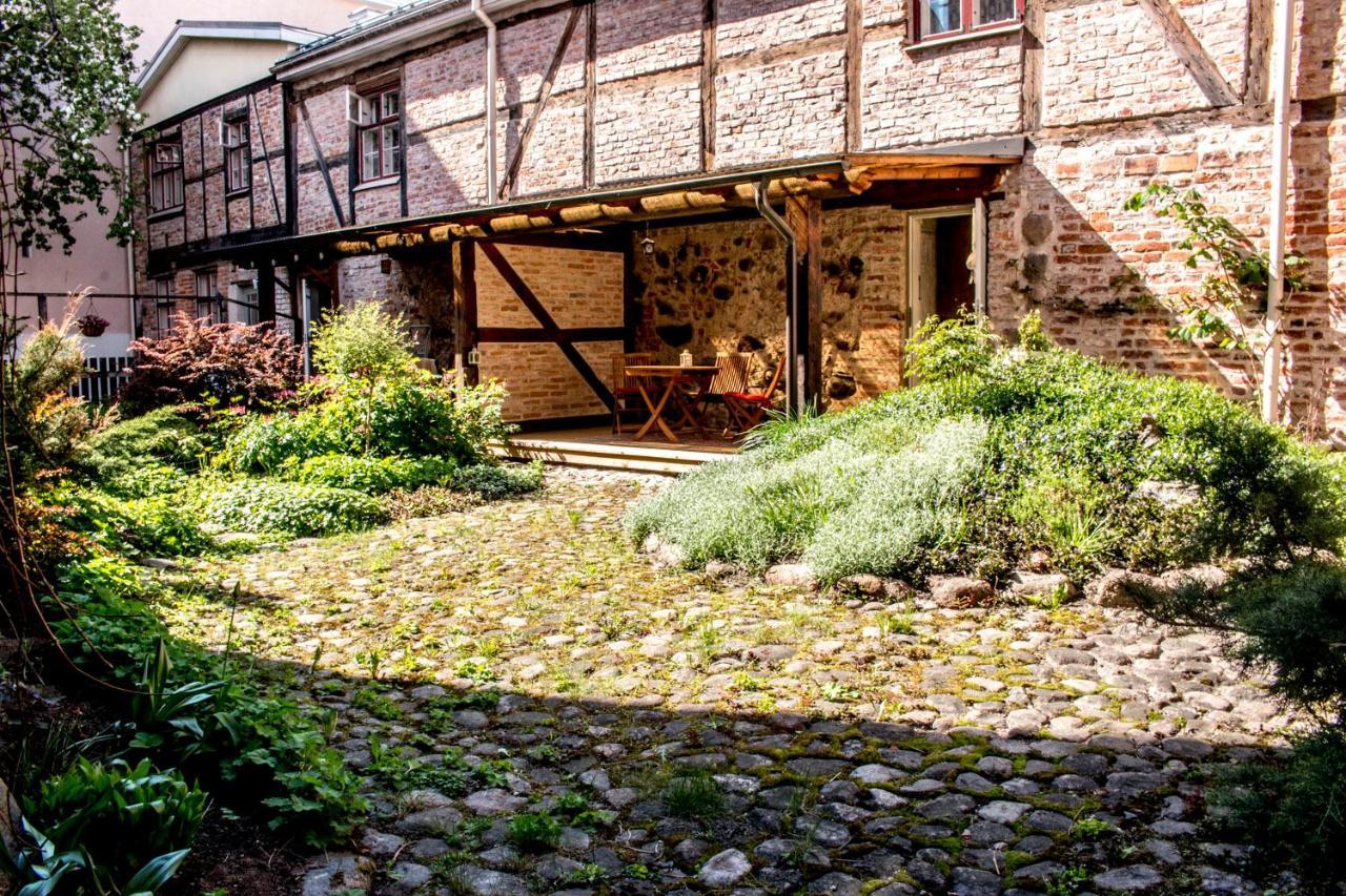 Old Town Fairytale, 2 Bedrooms And Terrace, Tartu Home Exterior foto